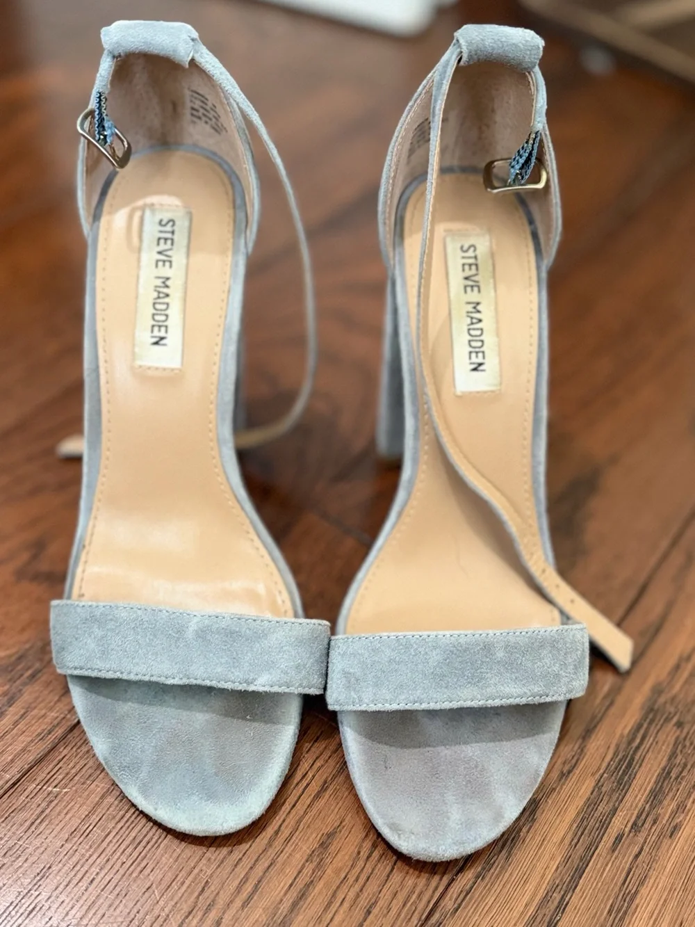 baby blue steve madden pump